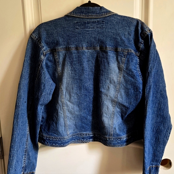 Jean Jacket for Women-Cute and Cropped! - Picture 4 of 4